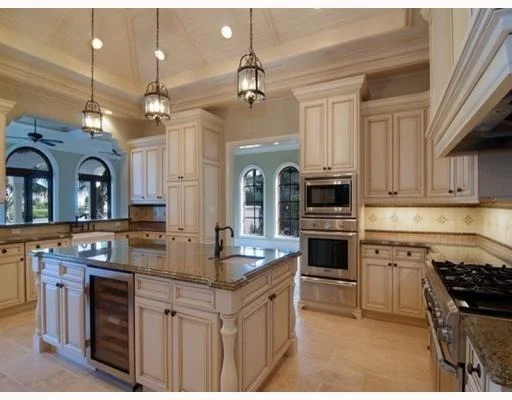 Photo of 6976 SE HARBOR Circle