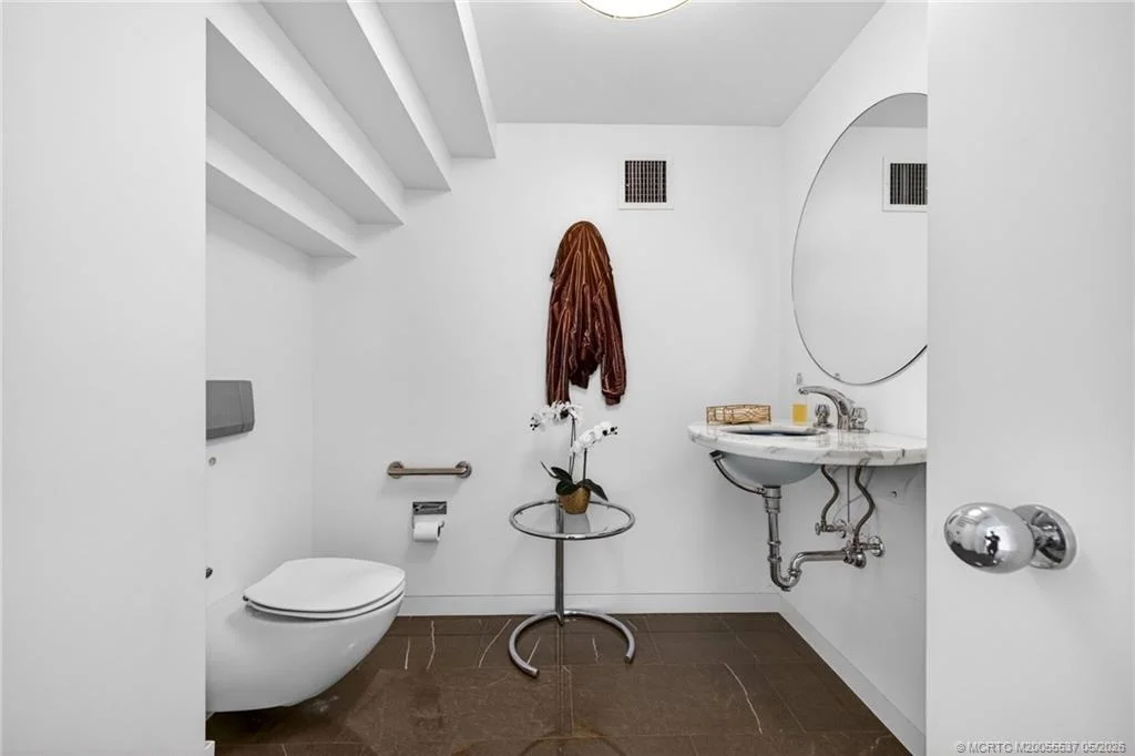 Photo of 7034 SE Harbor Circle