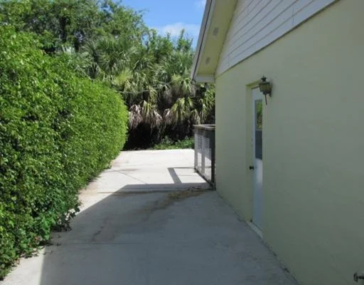Photo of 4769 SE ROCKY POINT Way