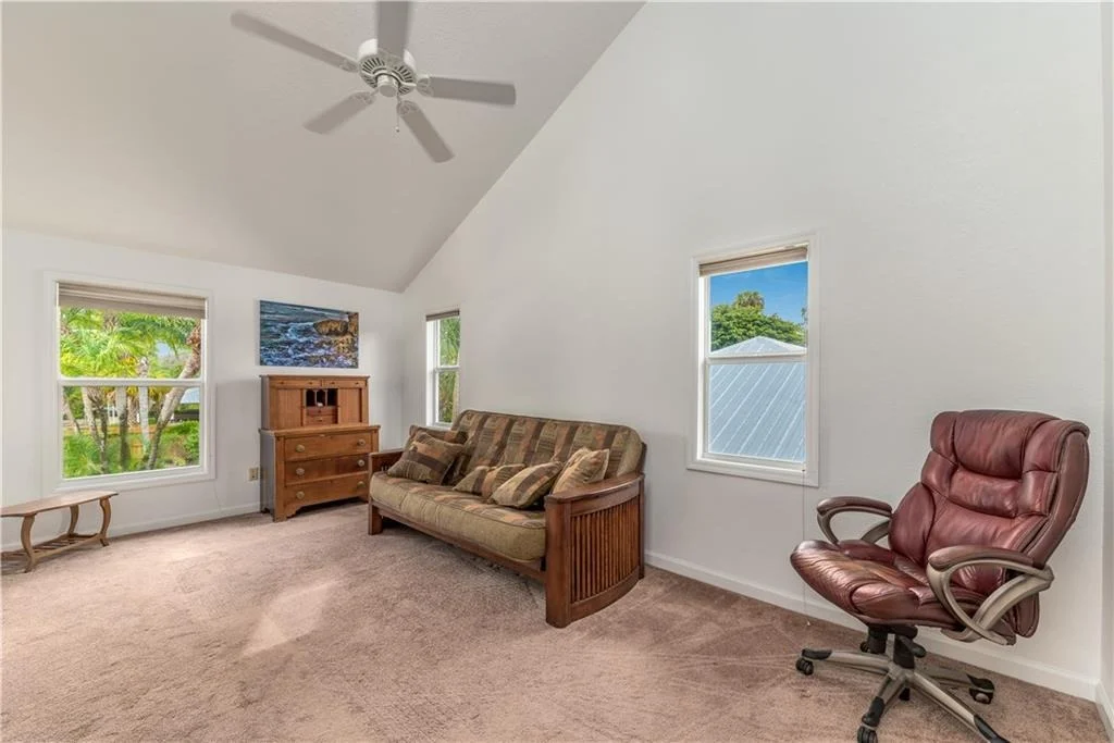 Photo of 826 SW Rustic Circle