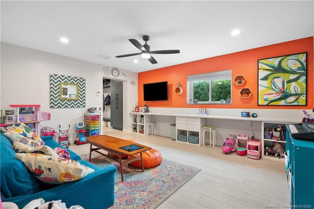 Photo of 804 NW Spruce Ridge Drive