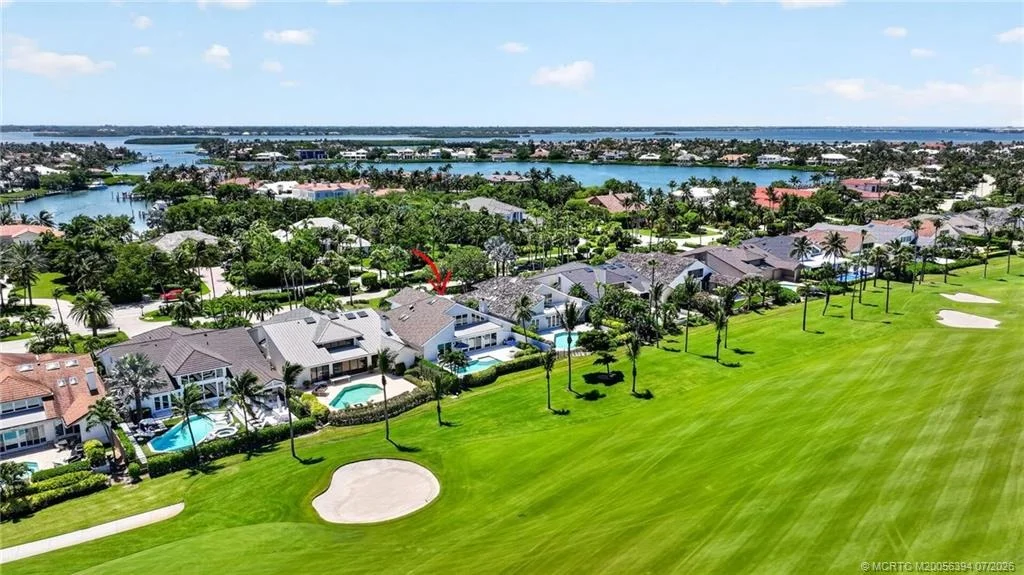 Photo of 6943 SE Harbor Circle
