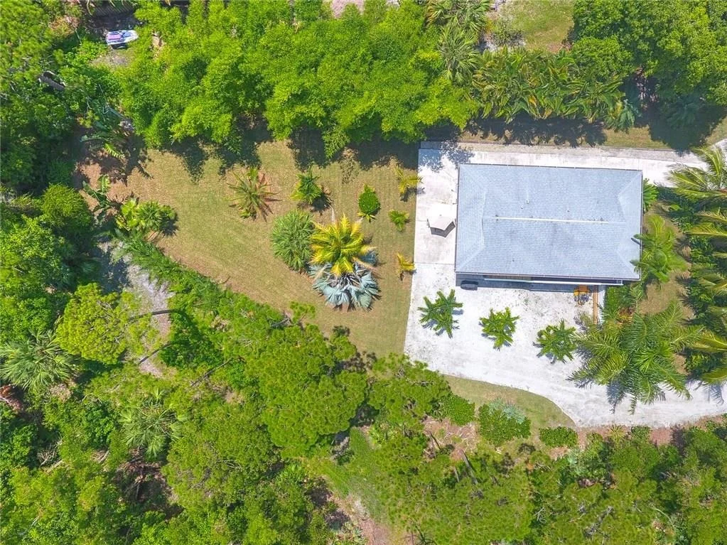 Photo of 6474 SE Thomas Drive