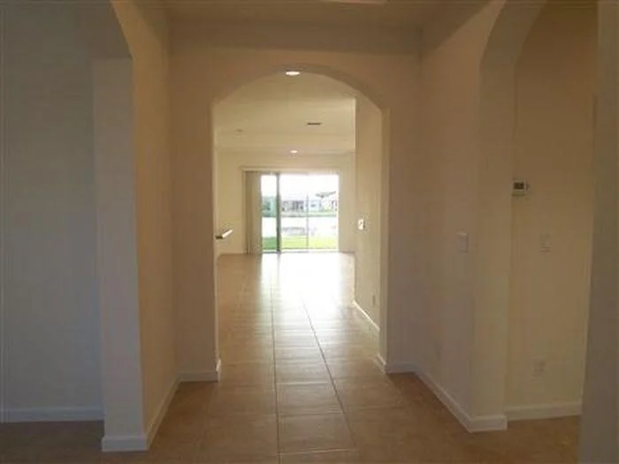 Photo of 4214 Oakbrook Circle NW