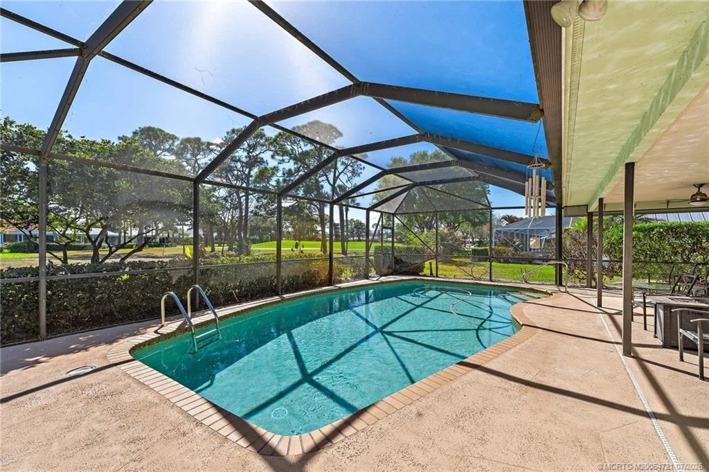 Photo of 3011 SE Fairway W