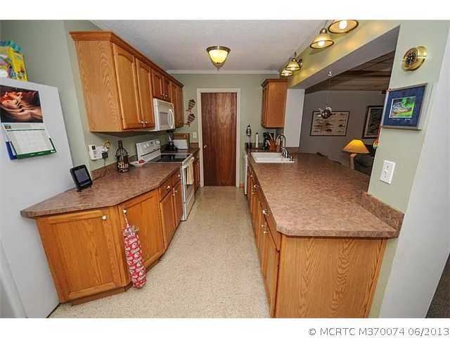 Photo of 803 SE Dolphin Drive