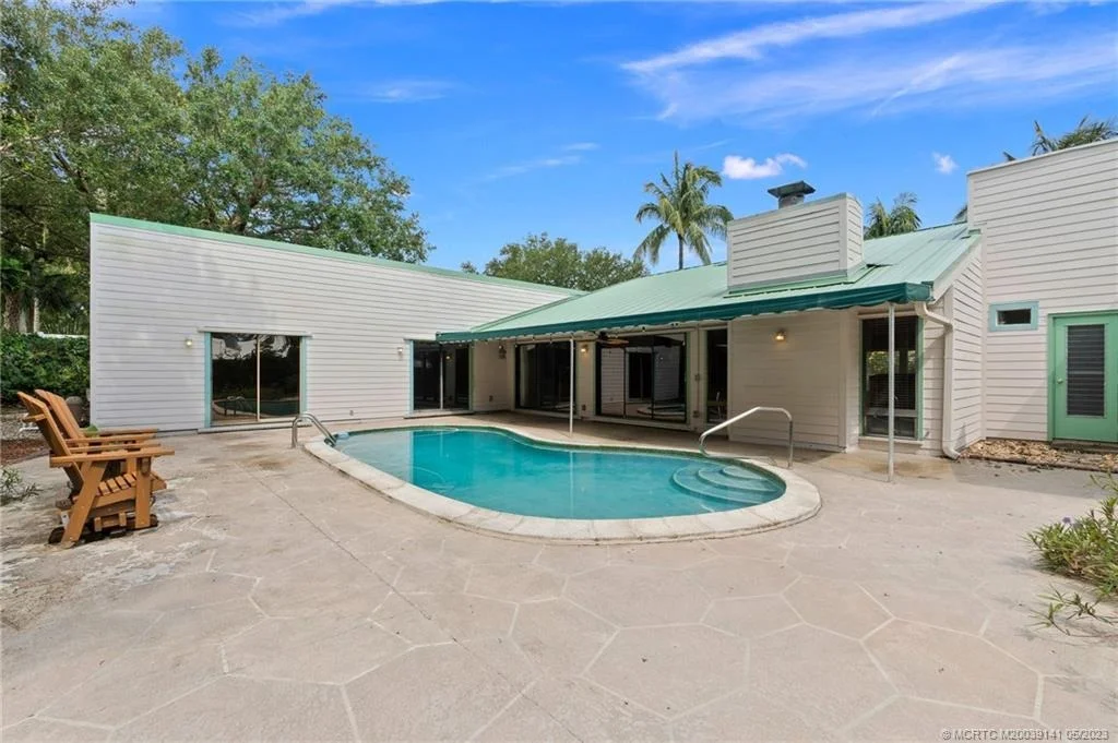 Photo of 3 Gumbo Limbo Way