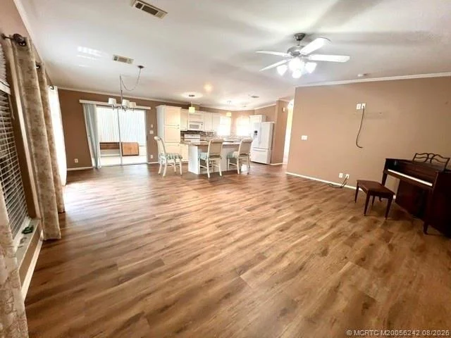 Photo of 4090 5th Avenue