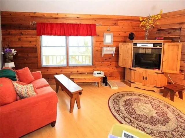 Photo of 565 SW Rustic Circle