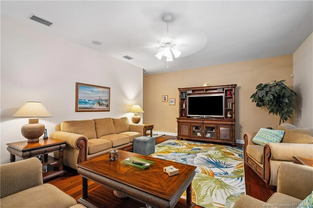 Photo of 2059 SW Panther Trace