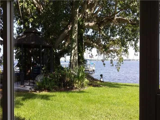 Photo of 900 NE Key Drive