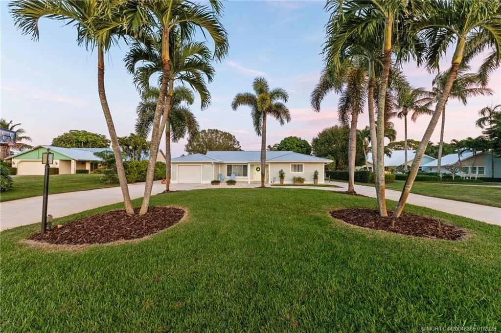 Photo of 1275 NW Pine Lake Drive