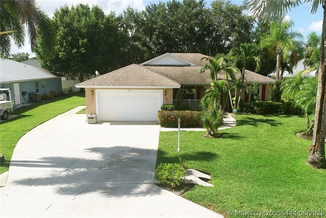 Photo of 446 NE Vanda Terrado