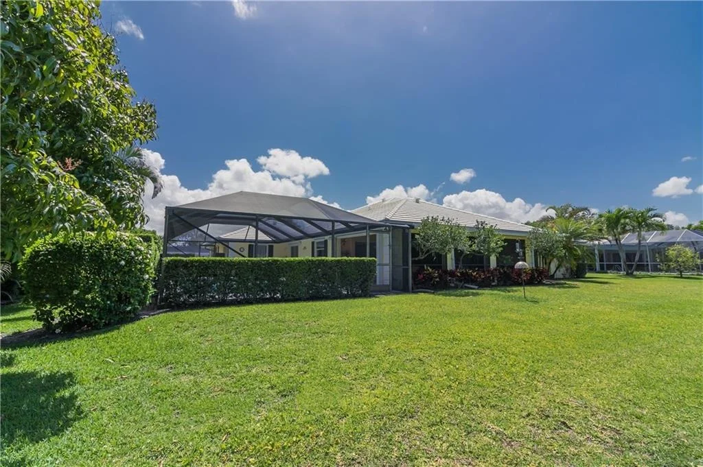 Photo of 2821 SE Fairway W