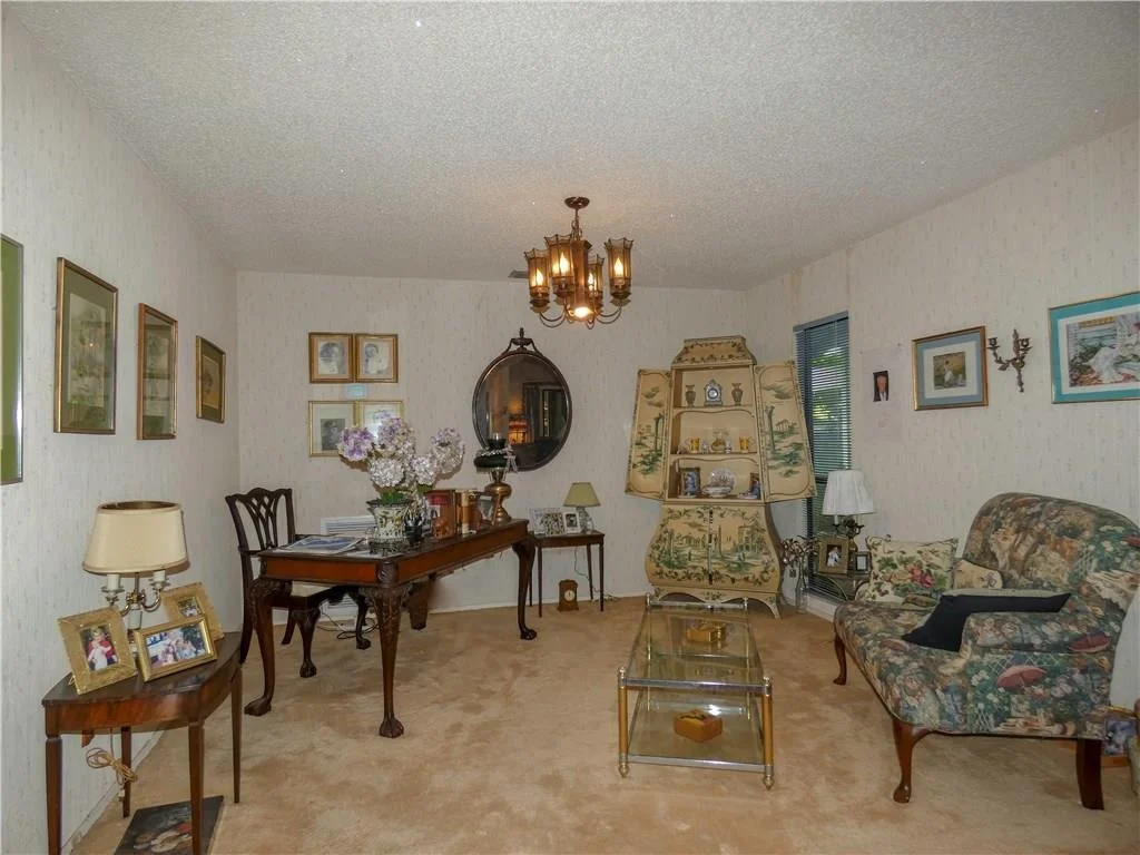 Photo of 1 Knowles Road