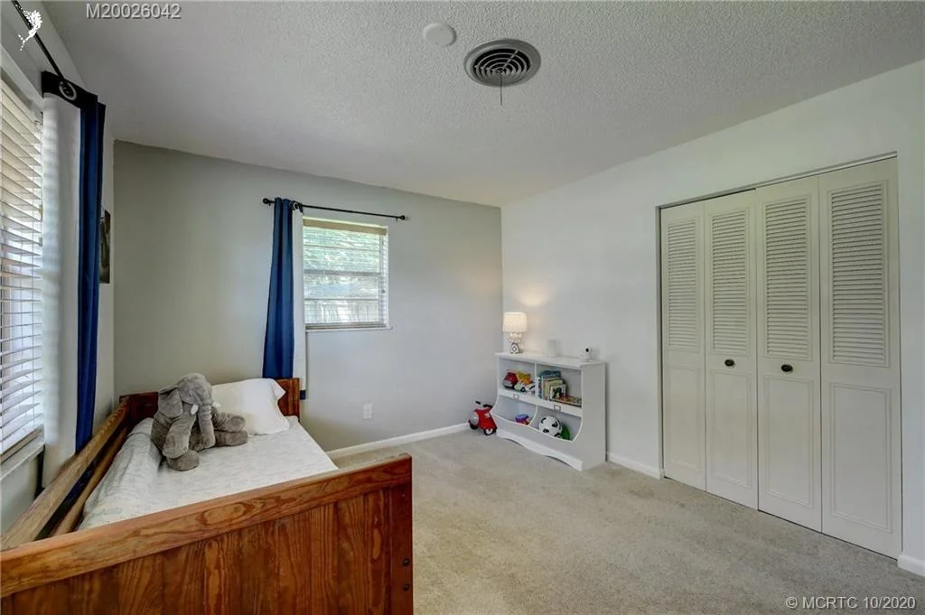 Photo of 1123 SE Alamanda Lane