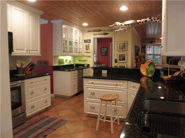 Photo of 3849 SE Quanset Terrace