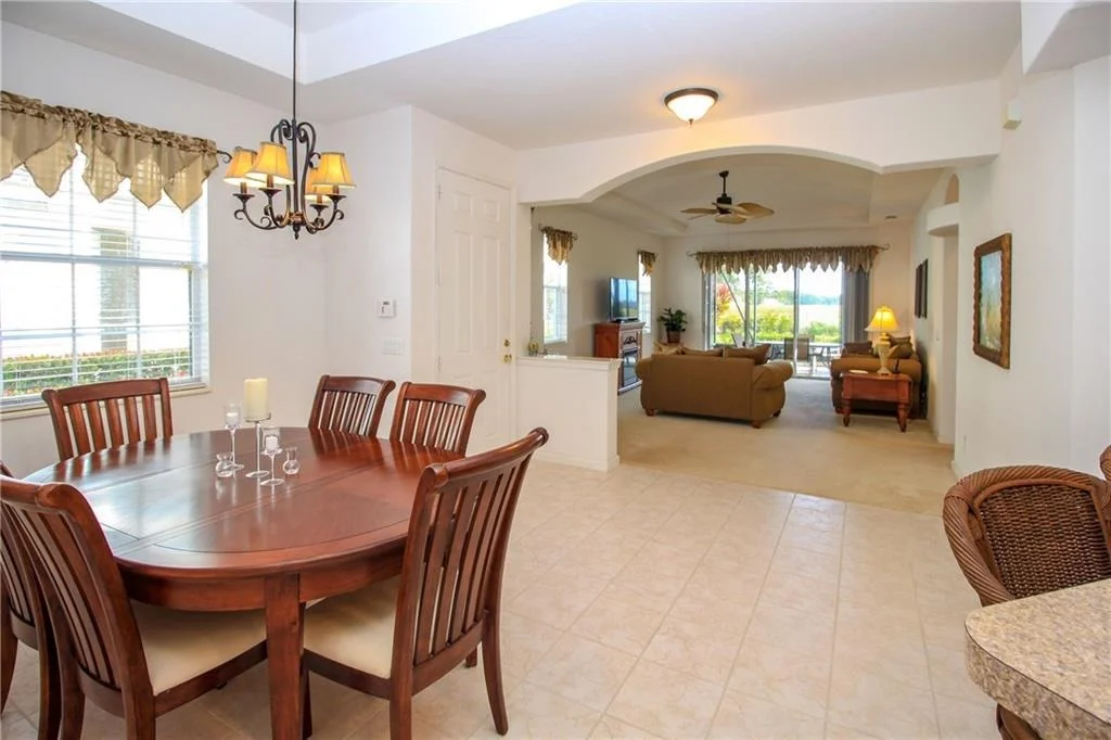 Photo of 631 NW Red Pine Way
