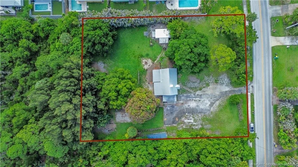 Photo of 1699 NW Britt Road