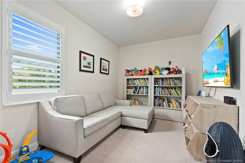 Photo of 5083 SW Winchester Drive