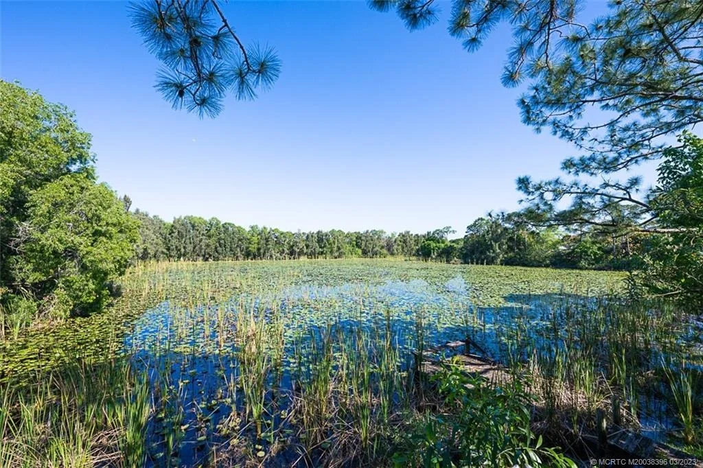 Photo of 6239 SE Lake Circle Drive