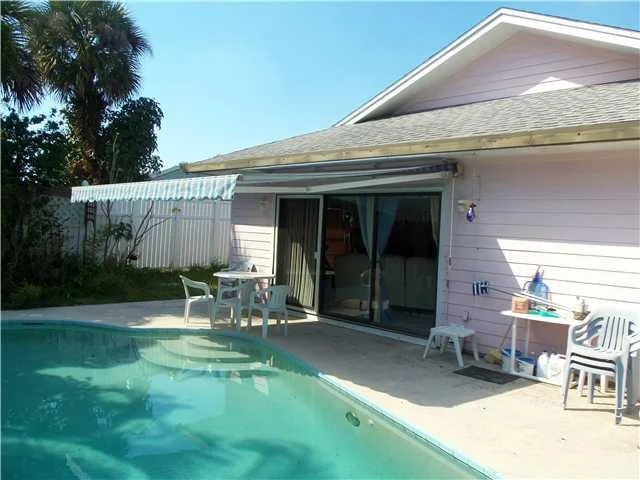 Photo of 246 SE Ila Street