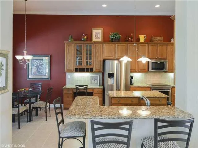 Photo of 7006 SE Bay Hill Drive