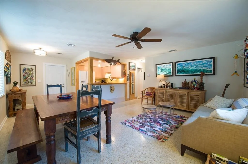 Photo of 801 SE Madison Avenue