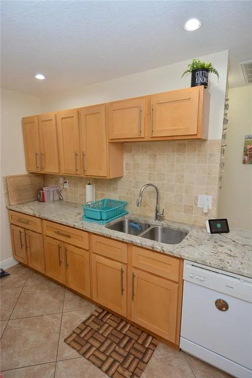 Photo of 5940 SE Tangerine Boulevard