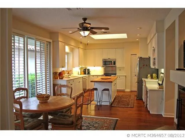 Photo of 1418 Brewster Place