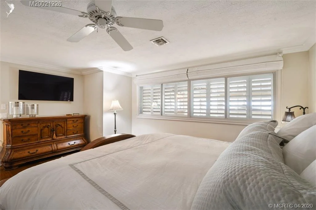 Photo of 1401 SE Riverside Drive