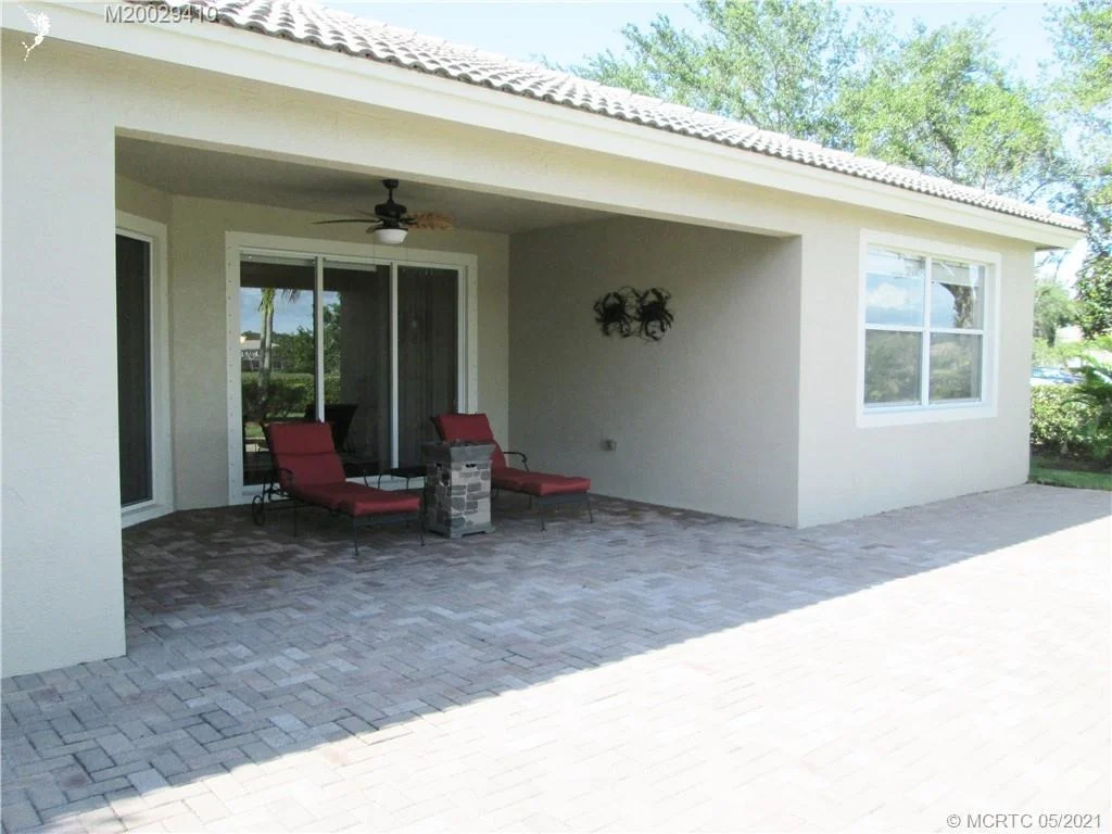 Photo of 1381 SE Legacy Cove Circle