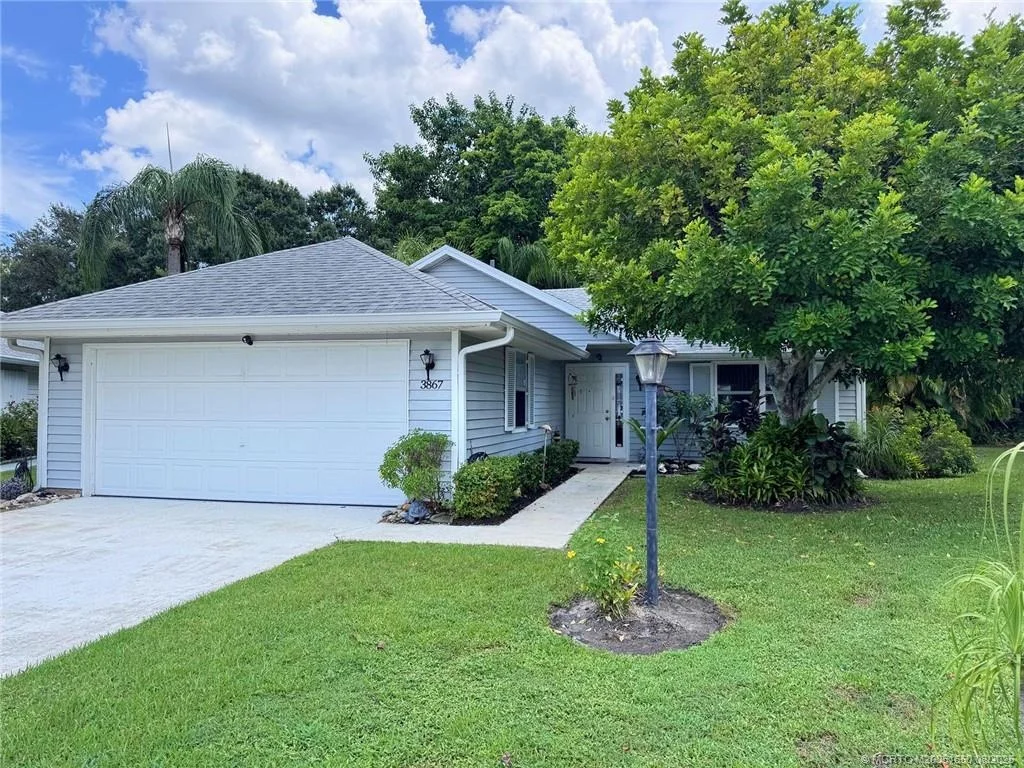 Photo of 3867 SE Bluebill Place