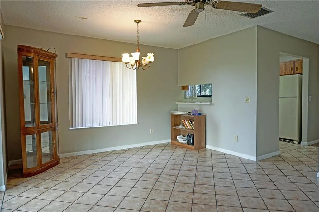 Photo of 1120 SE Saint Lawrence Way