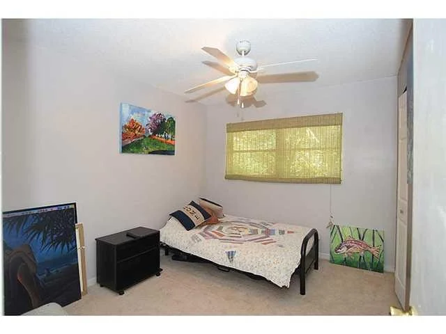 Photo of 418 SE KRUEGER Parkway
