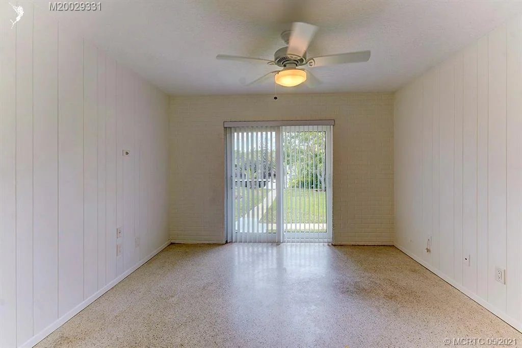Photo of 799 SW Tanglewood Trail