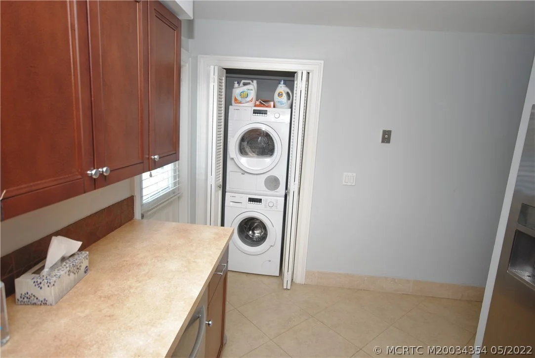 Photo of Unit C4 at 630 SE Ocean Boulevard