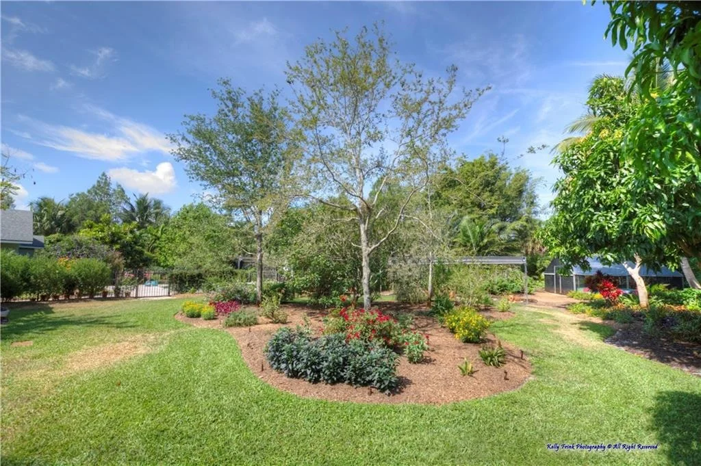 Photo of 282 SE Harbor Point Drive