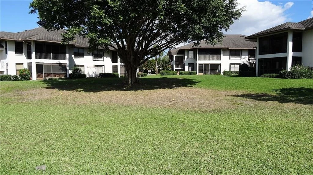 Photo of Unit 506 at 950 S Kanner Highway