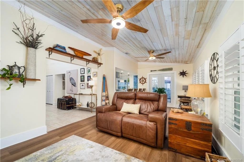 Photo of 4942 SE Bayshore Terrace