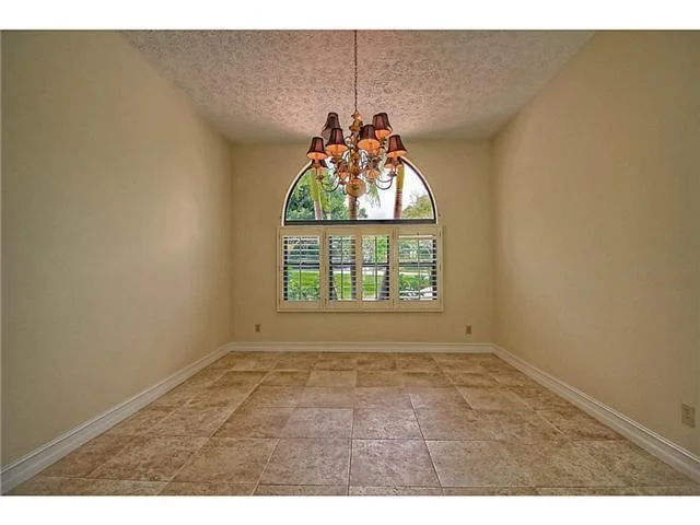 Photo of 176 S River Road
