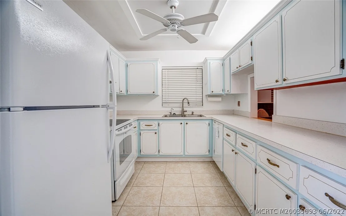 Photo of Unit 404 at 2950 SE Ocean Boulevard