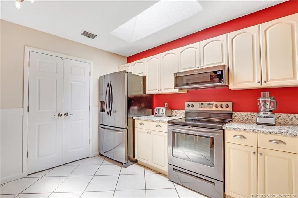 Photo of 1780 SE Madison Street