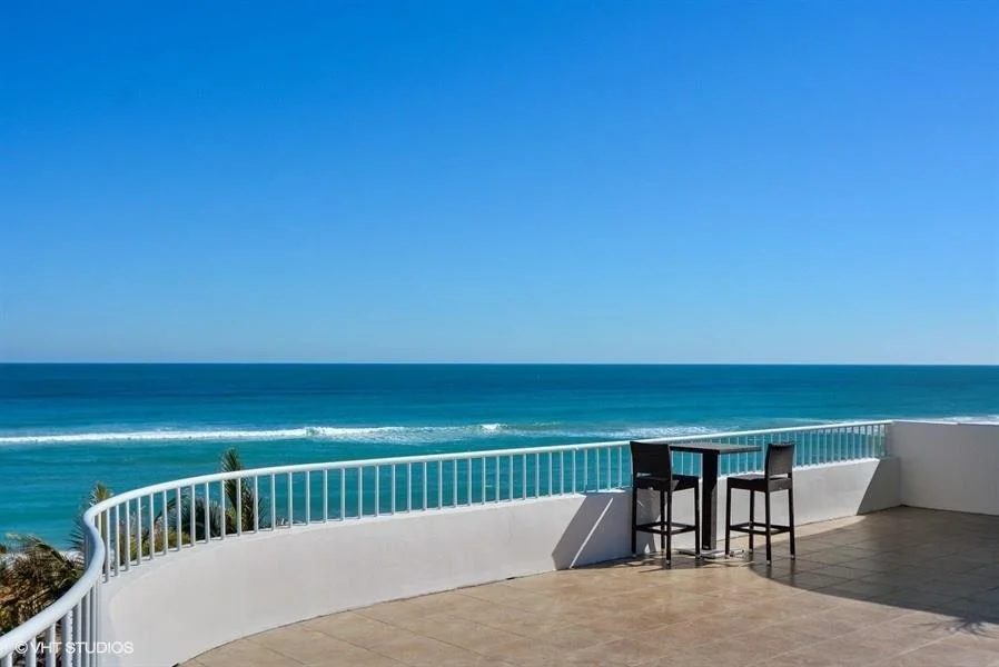Photo of Unit 417 at 2001 SE Sailfish Point Boulevard