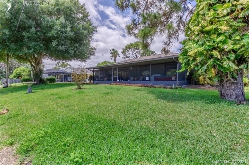 Photo of 5200 Sunset Boulevard