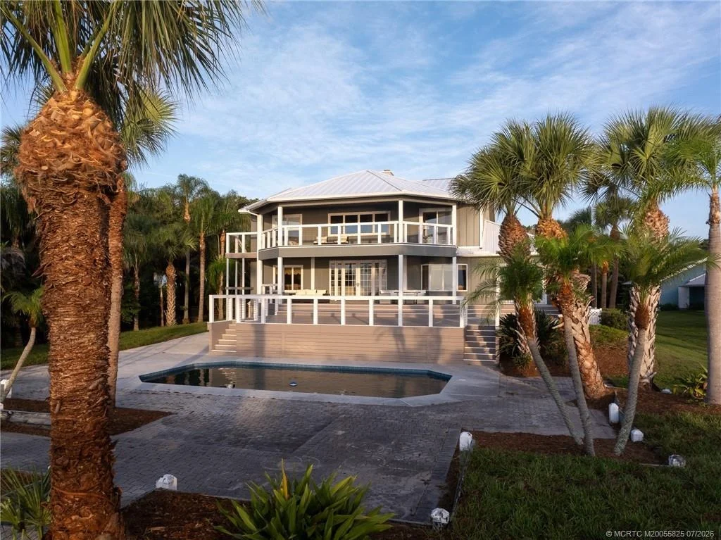 Photo of 114 N Sewalls Point Road