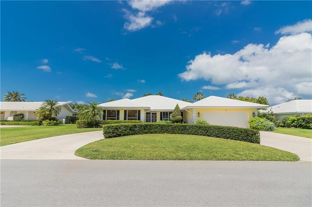 Photo of 2821 SE Fairway W