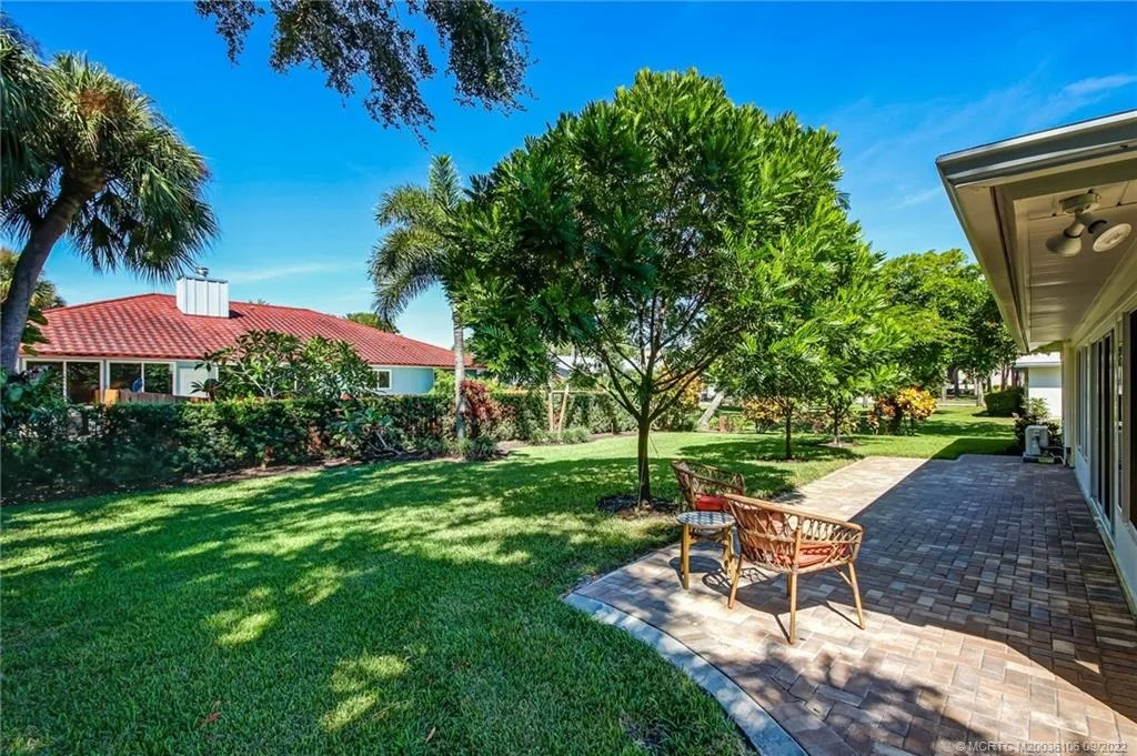 Photo of 1814 SE Granada Lane
