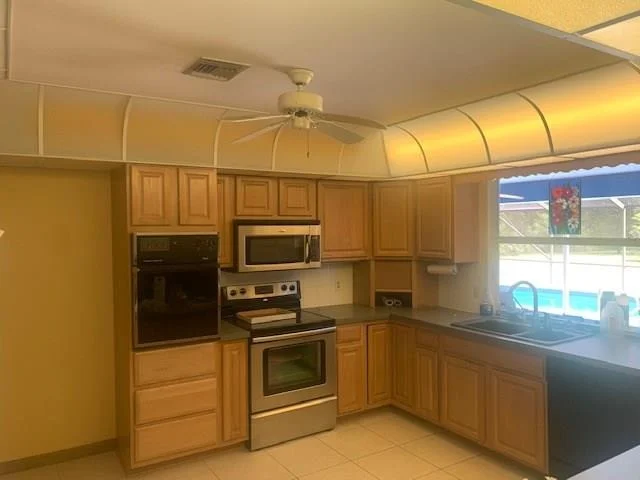 Photo of 1946 SE Emerald Court