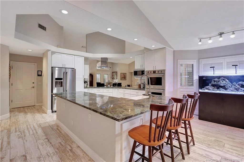 Photo of 1863 NW 22nd Street